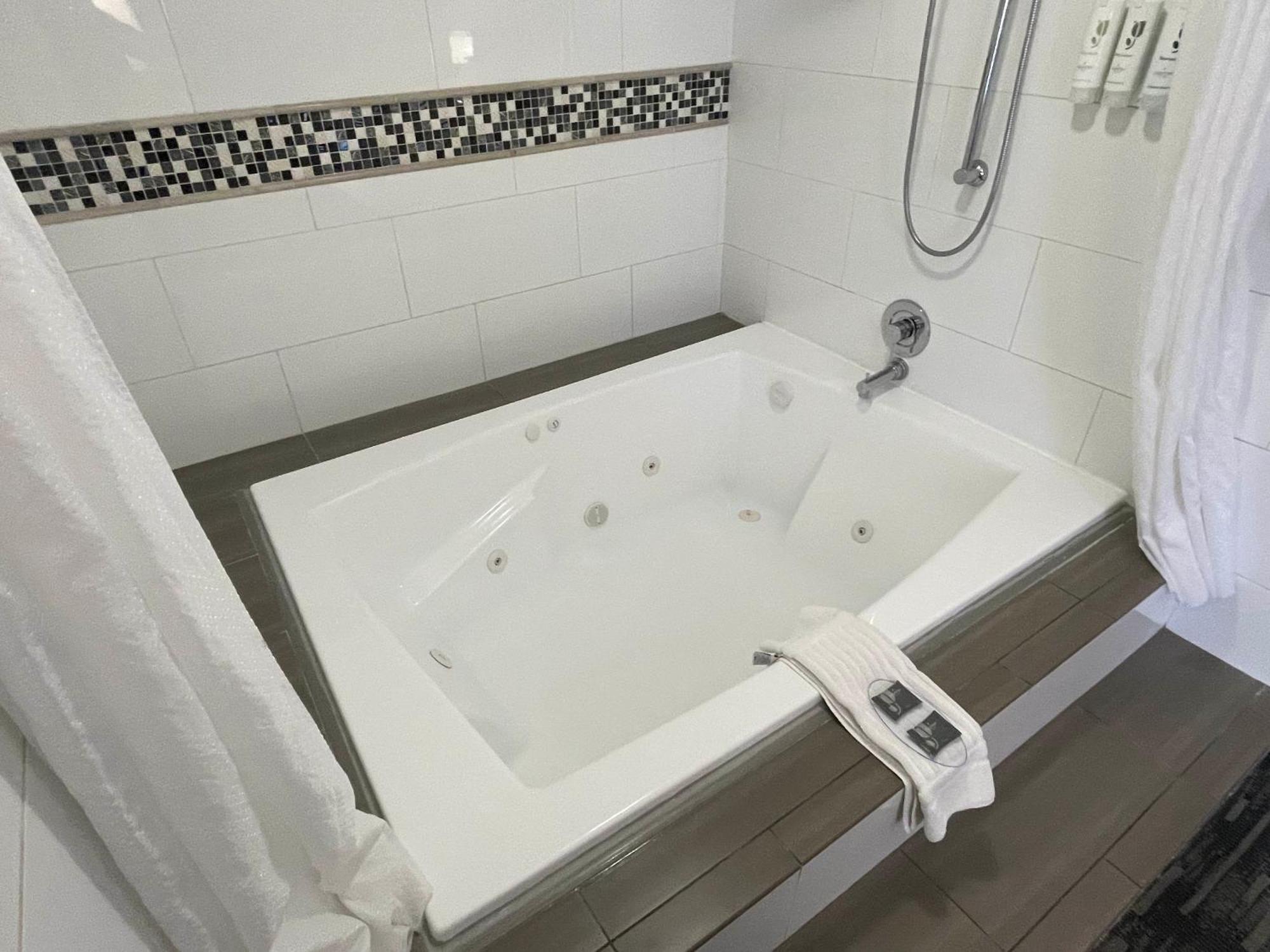 Country Inn & Suites By Radisson, Bakersfield, Ca Εξωτερικό φωτογραφία