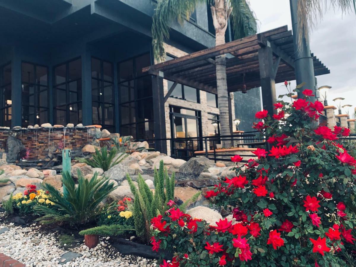 Country Inn & Suites By Radisson, Bakersfield, Ca Εξωτερικό φωτογραφία